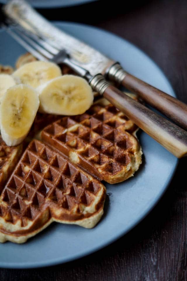 Sunde morgen vafler - vafler med banan