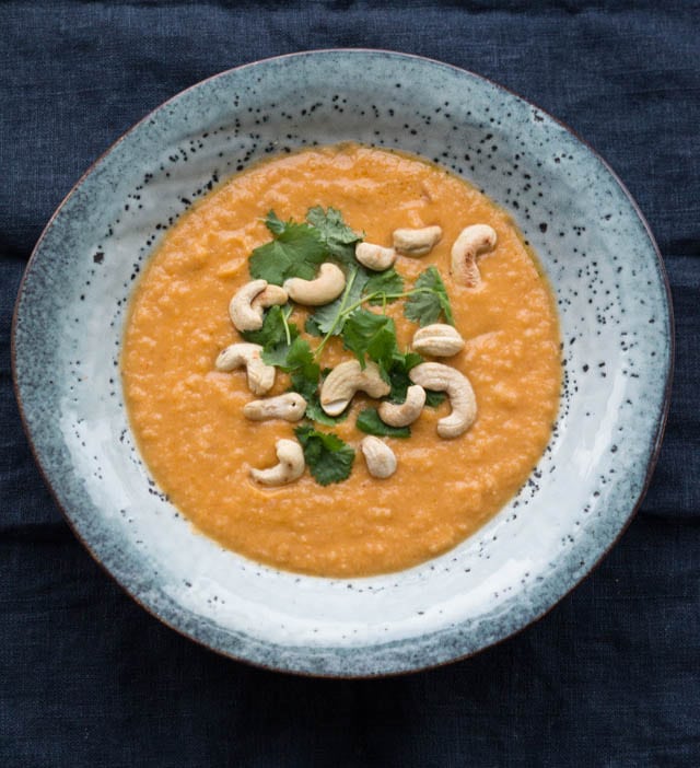 blomkålssuppe med kokosmælk blomkålssuppe med kokosmælk