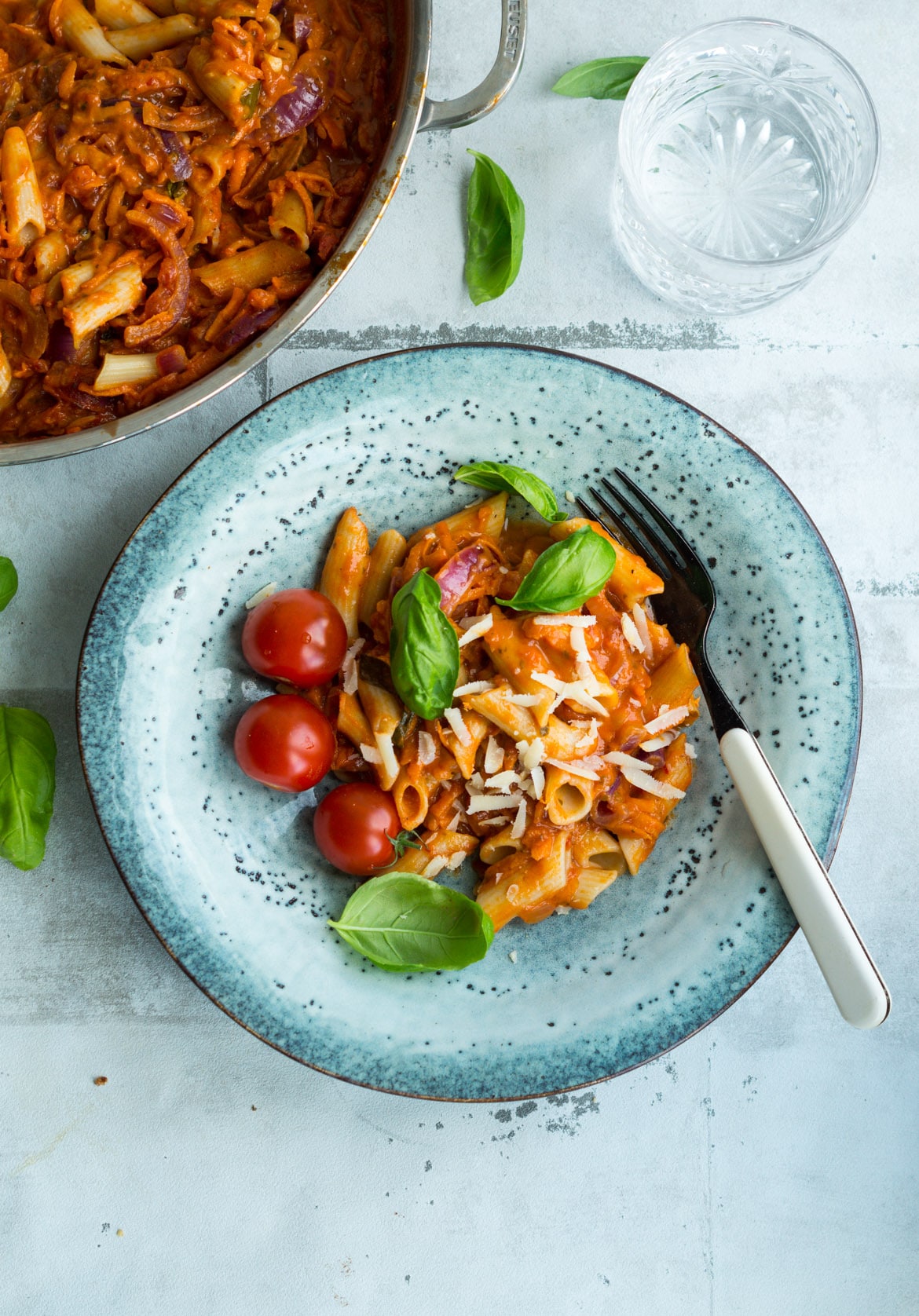 Pasta med tomat-gulerodssauce Pasta med tomat-gulerodssauce