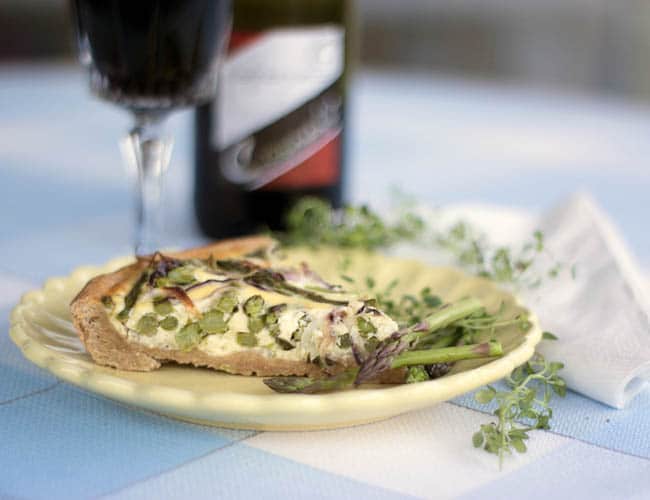 Tærte med asparges og parmesan Tærte med asparges og parmesan