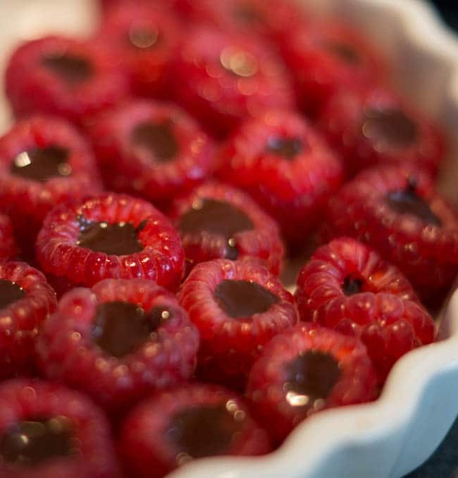 Chokolade fyldte hindbær Chokolade fyldte hindbær