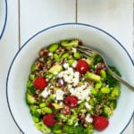 Broccolisalat med edamamebønner
