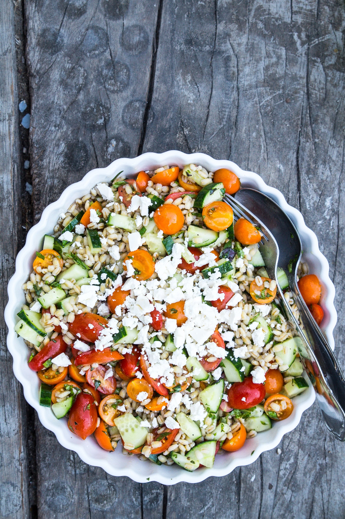 Simpel tomatsalat med perlebyg Simpel tomatsalat med perlebyg