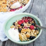 Crumble med bær