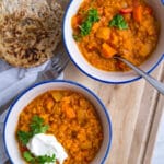 Vegansk linsegryde med gulerødder og kokosmælk