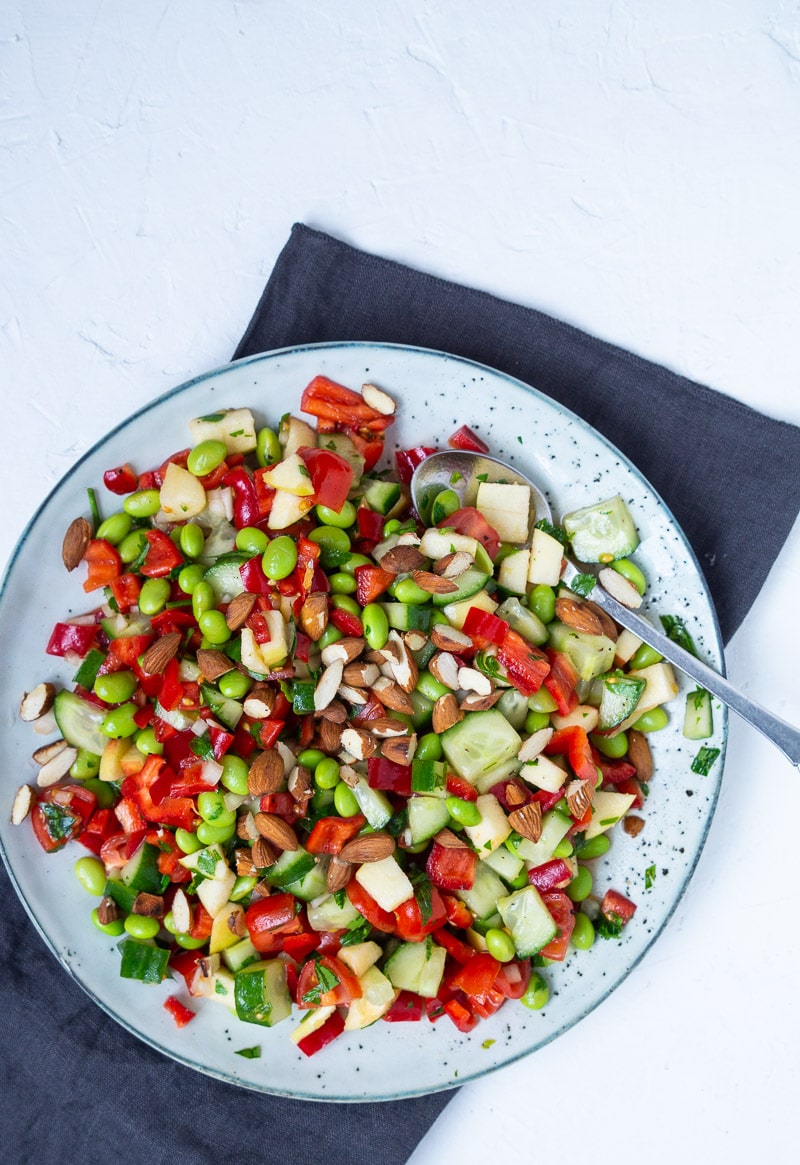 Nem salat