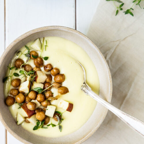 Kartoffelsuppe med porre