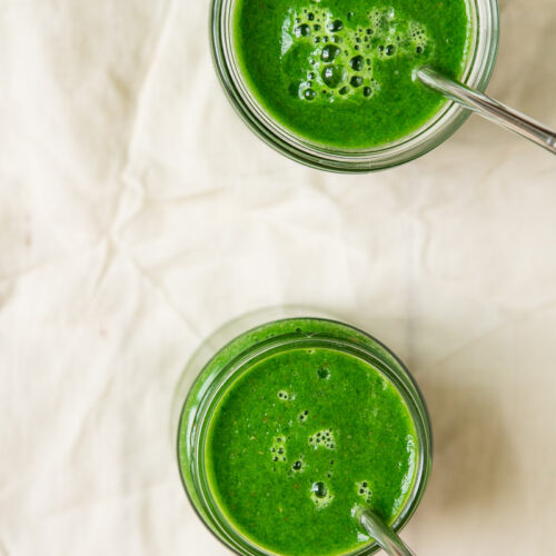 Smoothie med agurk og æble