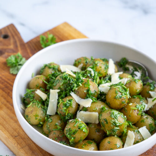 Kartoffelsalat med sennepsdressing