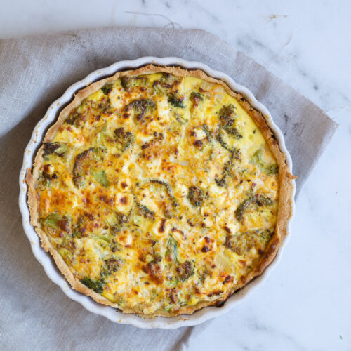 Broccolitærte med feta