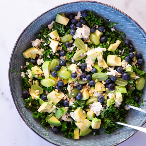 Kålsalat med vindruer
